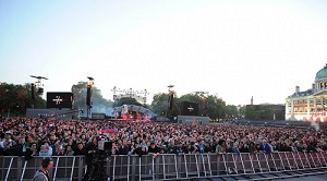 94011370213644-012_muse_perfwwz